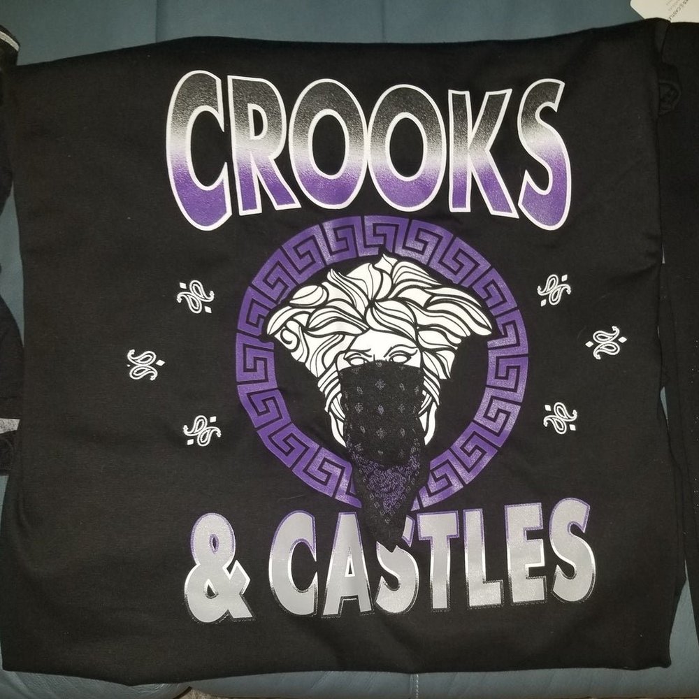 2 Crooks & Castle T-Shirts